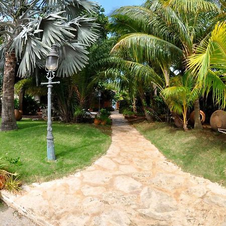 Sun Reef Village On Sea Willemstad Exterior photo